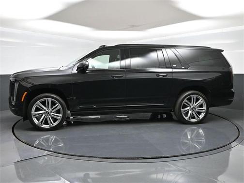 2025 Cadillac Escalade ESV Sport