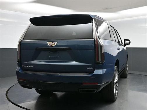 2025 Cadillac Escalade Sport Platinum