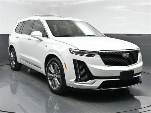 2022 Cadillac XT6 Premium Luxury AWD