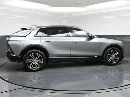 2025 Cadillac LYRIQ Luxury w/1SC