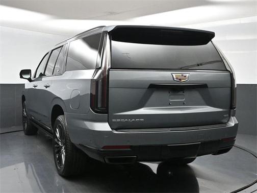 2026 Cadillac Escalade ESV Sport Platinum