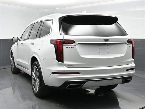 2022 Cadillac XT6 Premium Luxury AWD