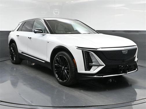 2025 Cadillac LYRIQ Luxury w/1SC