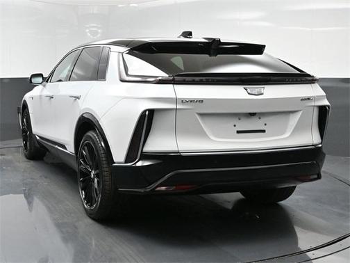 2025 Cadillac LYRIQ Luxury w/1SC