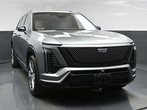 2026 Cadillac VISTIQ Luxury