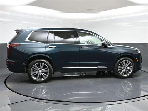 2025 Cadillac XT6 Premium Luxury AWD