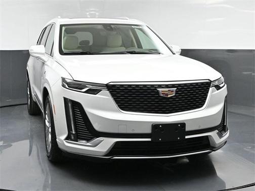 2025 Cadillac XT6 Premium Luxury AWD