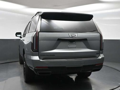 Argent Silver Metallic 2026 Cadillac Escalade Sport