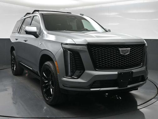 Argent Silver Metallic 2026 Cadillac Escalade Sport