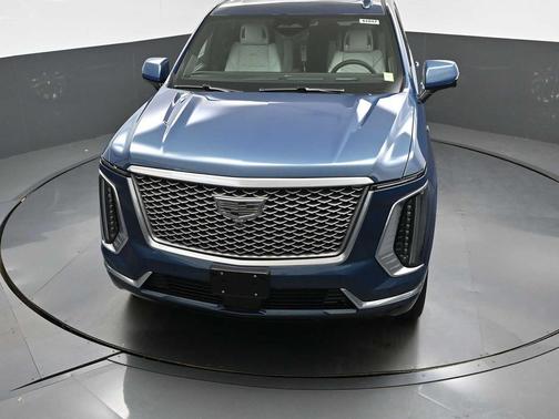 Deep Sea Metallic 2026 Cadillac Escalade Sport Platinum