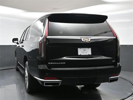 2023 Cadillac Escalade ESV Premium Luxury