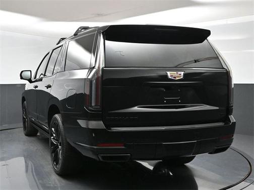 2025 Cadillac Escalade Sport Platinum