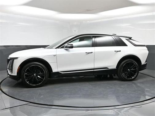 2025 Cadillac LYRIQ Luxury w/1SC