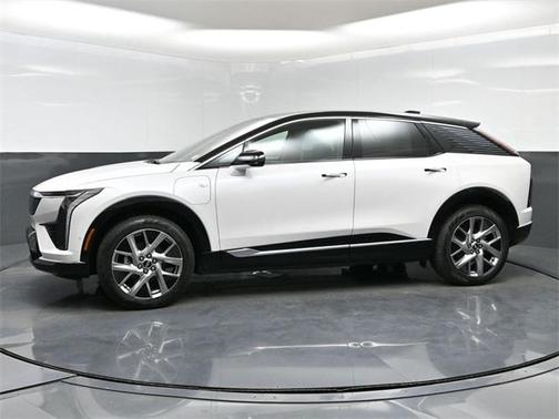 2025 Cadillac OPTIQ Luxury