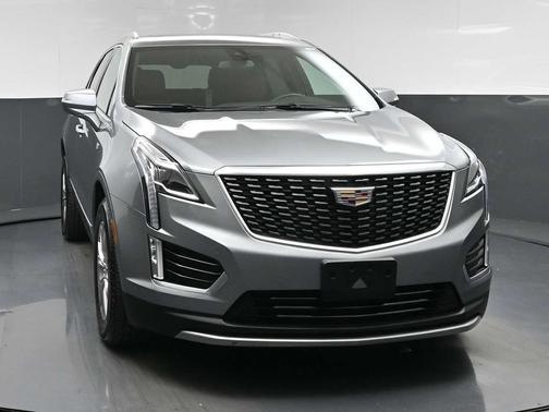Argent Silver Metallic 2023 Cadillac XT5 Premium Luxury