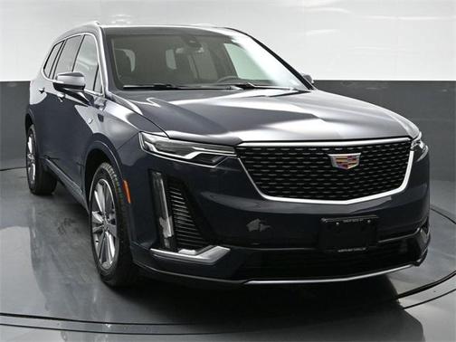 2025 Cadillac XT6 Premium Luxury AWD