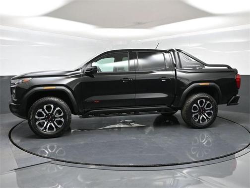 2025 GMC Canyon Base