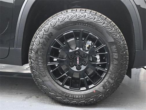 2026 GMC Acadia AT4 AWD