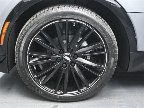 2025 Cadillac LYRIQ Luxury w/1SC
