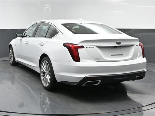 2022 Cadillac CT5 Premium Luxury