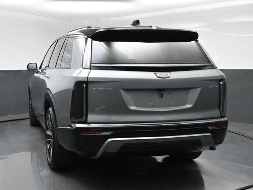 Argent Silver Metallic 2026 Cadillac VISTIQ Sport