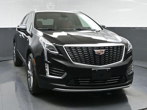 Stellar Black Metallic 2026 Cadillac XT5 Premium Luxury