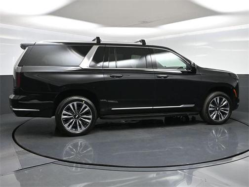 2025 Cadillac Escalade ESV Premium Luxury
