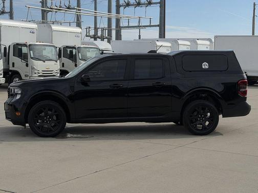 Shadow Black 2025 Ford Maverick XLT