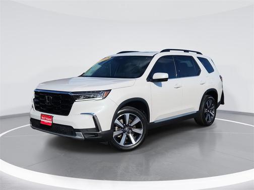 2025 Honda Pilot Touring 8-Passenger