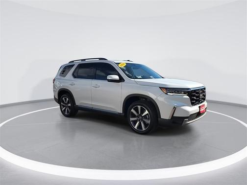 2025 Honda Pilot Touring 8-Passenger