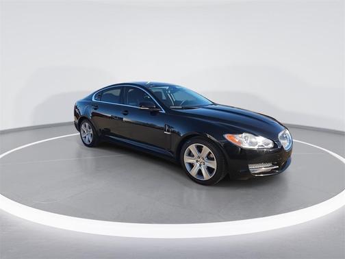 2011 Jaguar XF R