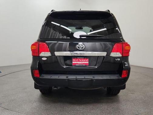 2014 Toyota Land Cruiser Base