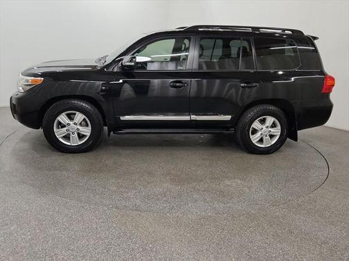 2014 Toyota Land Cruiser Base
