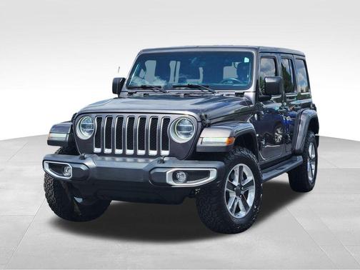 Granite Crystal Metallic Clearcoat 2022 Jeep Wrangler Unlimited Sahara