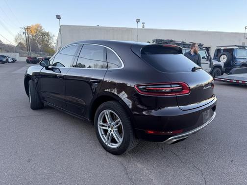 2015 Porsche Macan Turbo