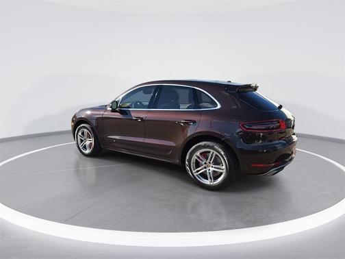 2015 Porsche Macan Turbo