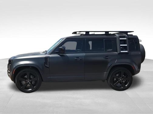 Santorini Black Metallic 2020 Land Rover Defender 110 HSE