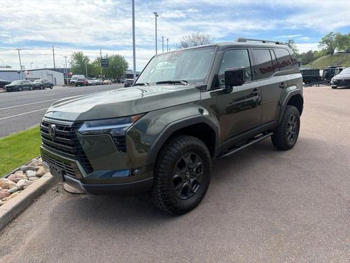 Green Pearl 2025 Lexus GX 550 Overtrail+