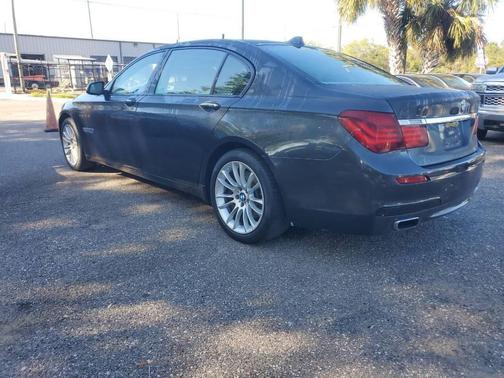 2015 BMW 750 Li