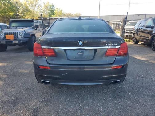 2015 BMW 750 Li