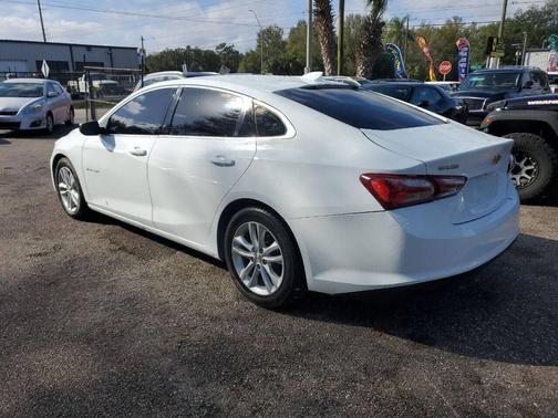 2017 Chevrolet Malibu 1LT