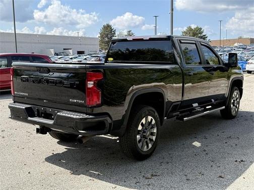 2024 Chevrolet Silverado 2500 Custom