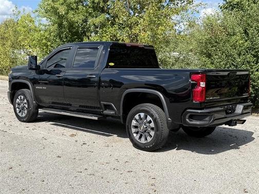 2024 Chevrolet Silverado 2500 Custom