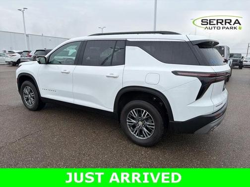 2024 Chevrolet Traverse LT