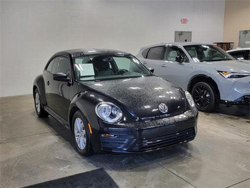 2018 Volkswagen Beetle 2.0T S