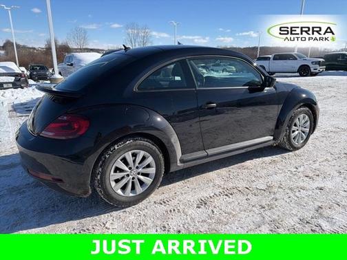 2018 Volkswagen Beetle 2.0T S
