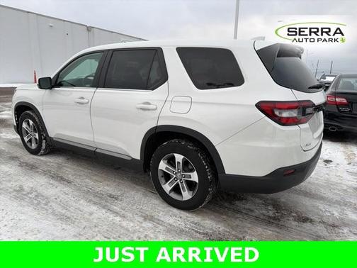 2023 Honda Pilot EX-L 8-Passenger