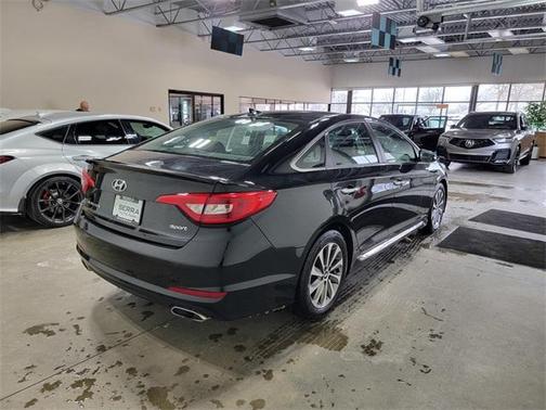 2016 Hyundai SONATA Sport