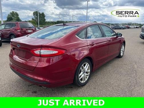2015 Ford Fusion SE