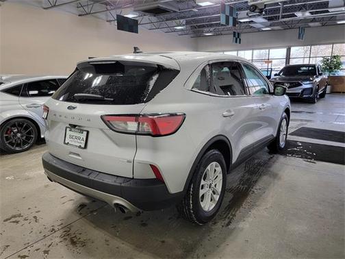 2020 Ford Escape SE